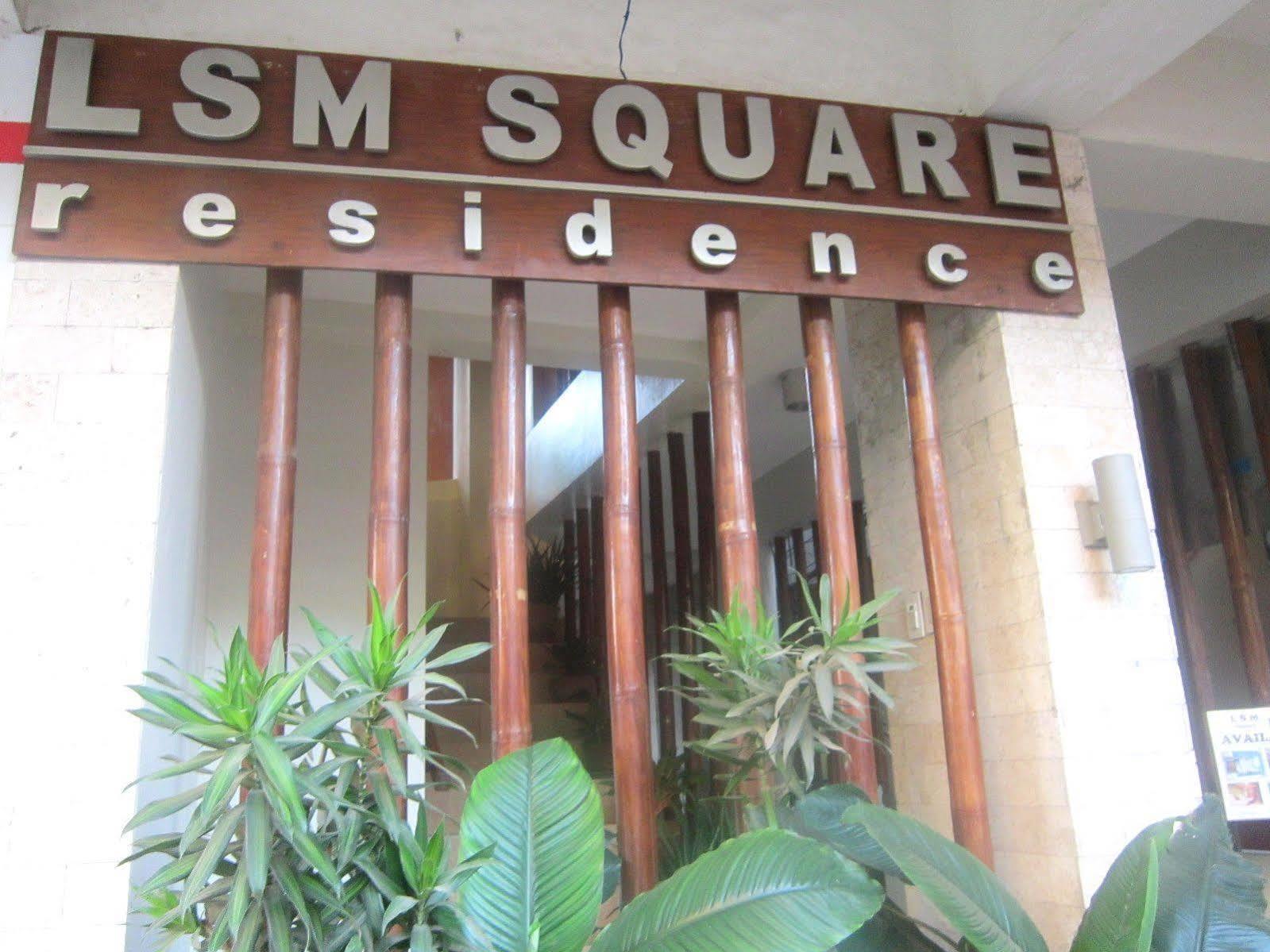 Lsm Square Residences Balabag  Εξωτερικό φωτογραφία